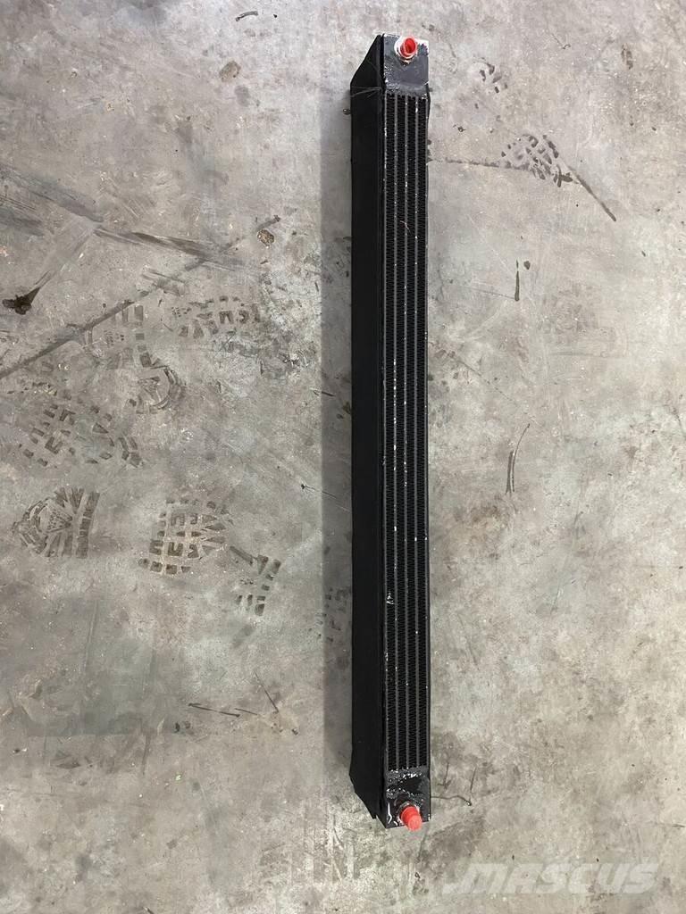 Liebherr A934C Radyatörler