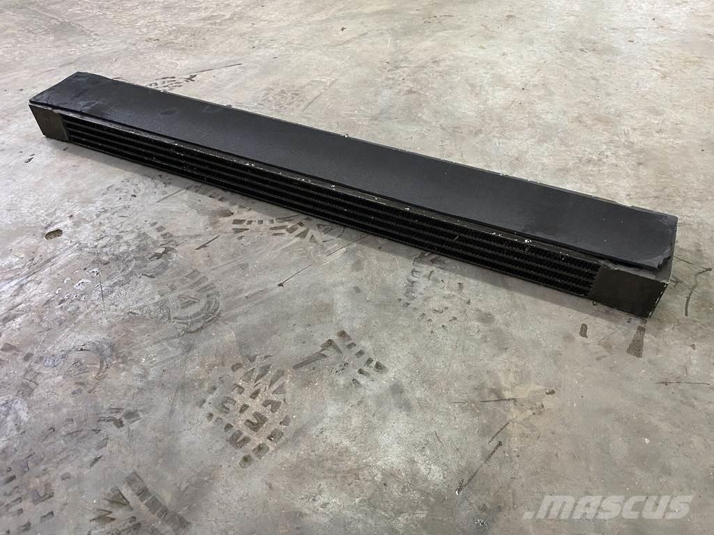 Liebherr A934C Radyatörler