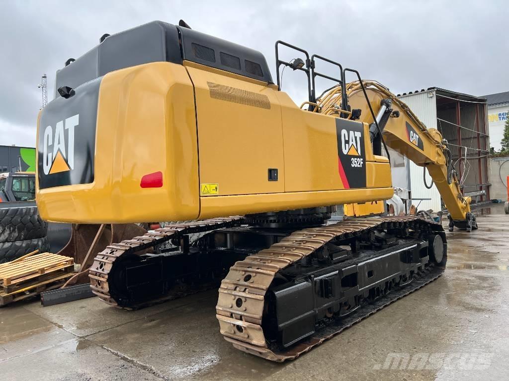 CAT 352 F Paletli ekskavatörler