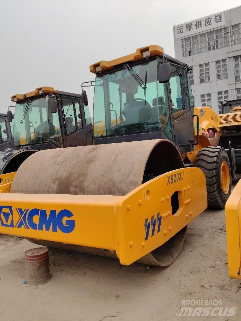XCMG XS 203 J Tek tamburlu silindirler
