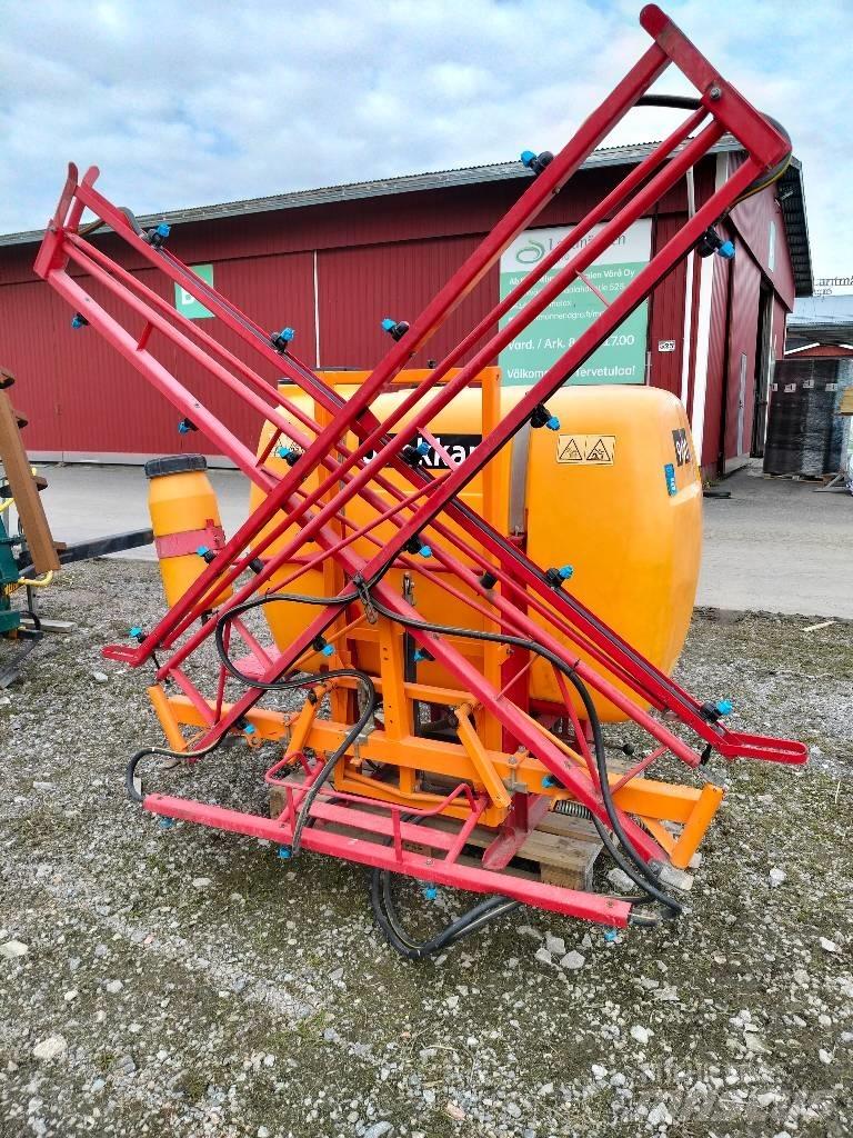 Junkkari 900 / 12 Monte edilebilir pülverizatörler