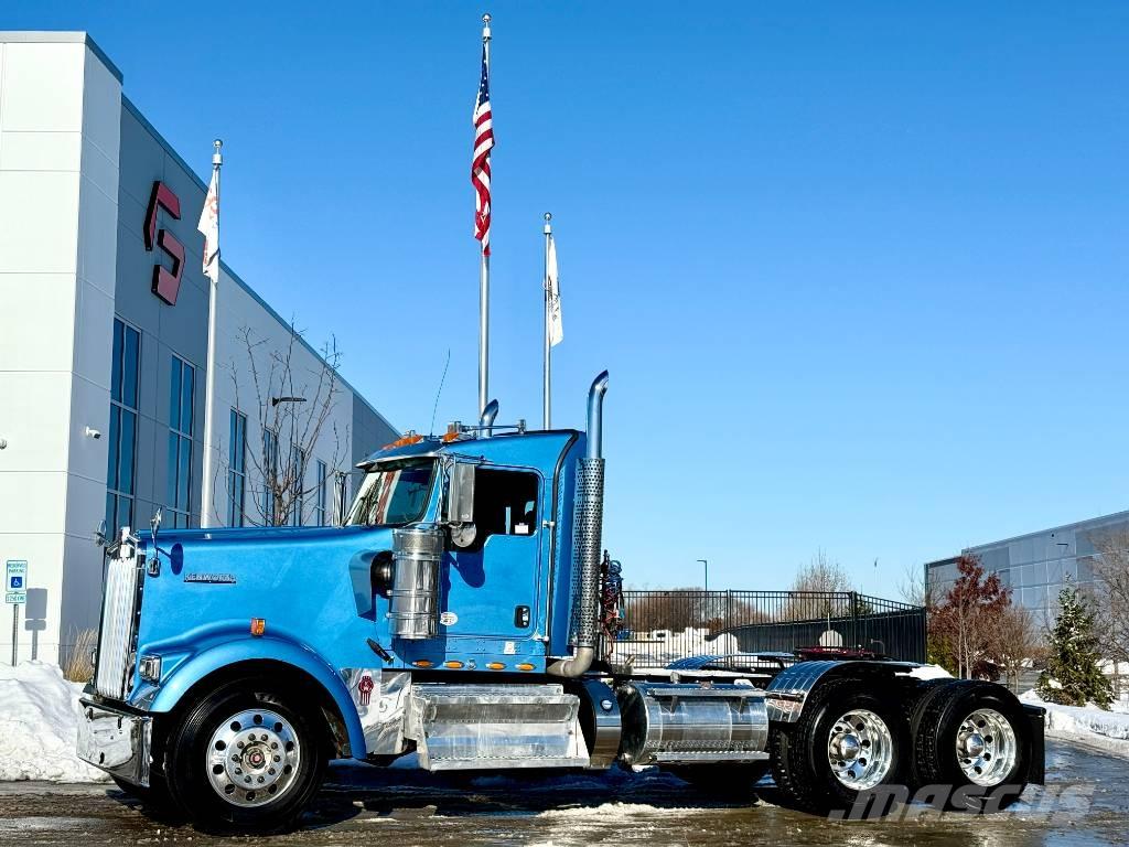 Kenworth W 900 Çekiciler