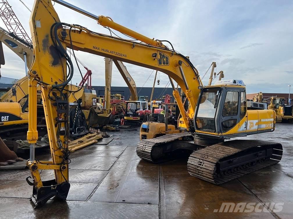 JCB JS 240 LC Paletli ekskavatörler