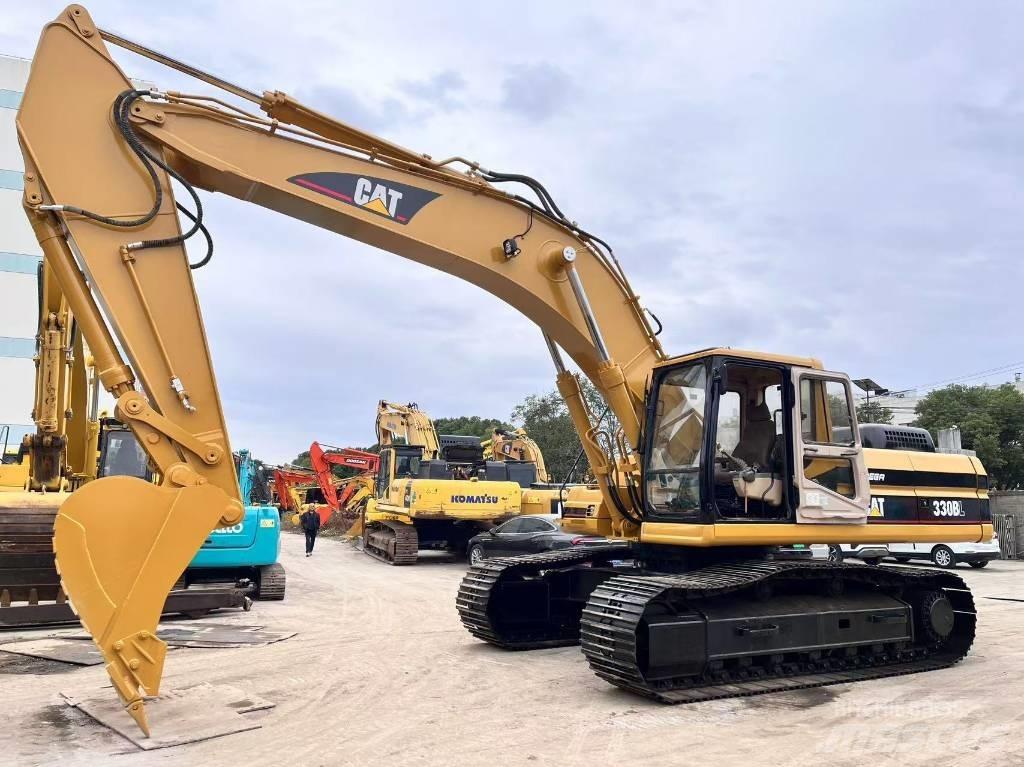 CAT 330 B Paletli ekskavatörler