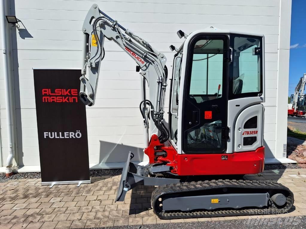 Takeuchi TB325R Mini ekskavatörler, 7 tona dek