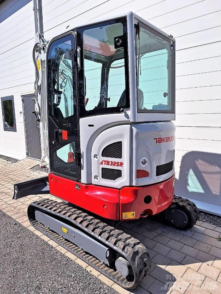 Takeuchi TB325R Mini ekskavatörler, 7 tona dek