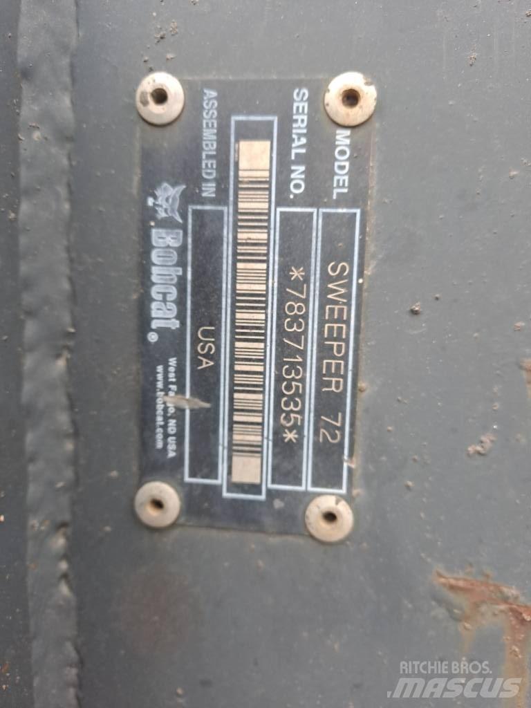Bobcat 72 KAUHAHARJA Süpürgeler