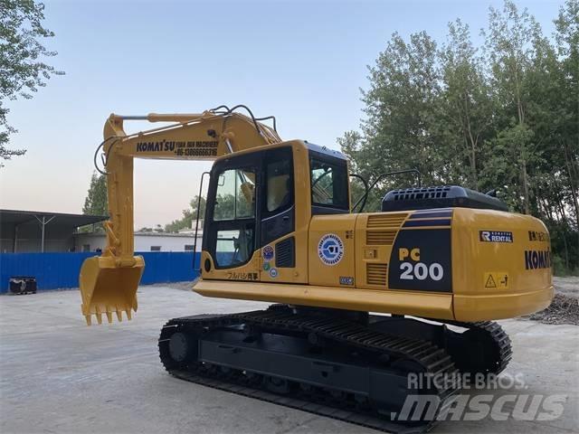 Komatsu PC200-8 Paletli ekskavatörler