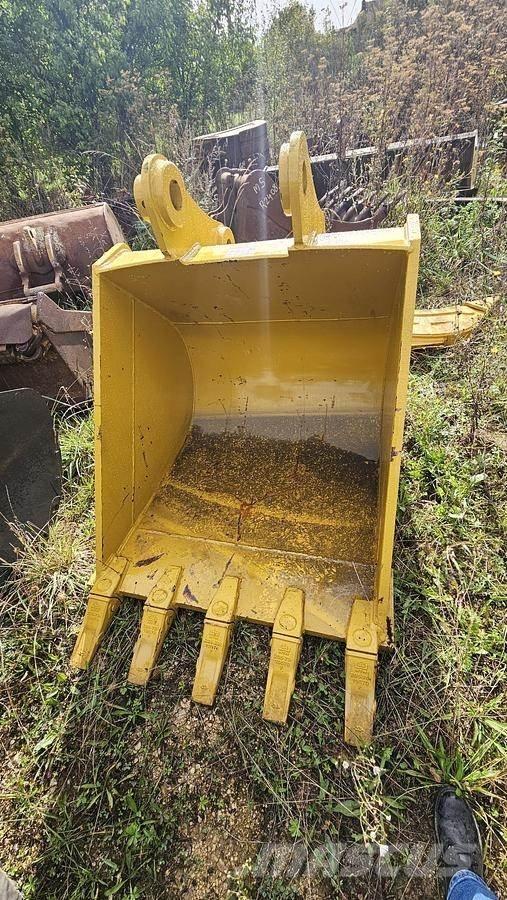 Komatsu PC200 Kovalar