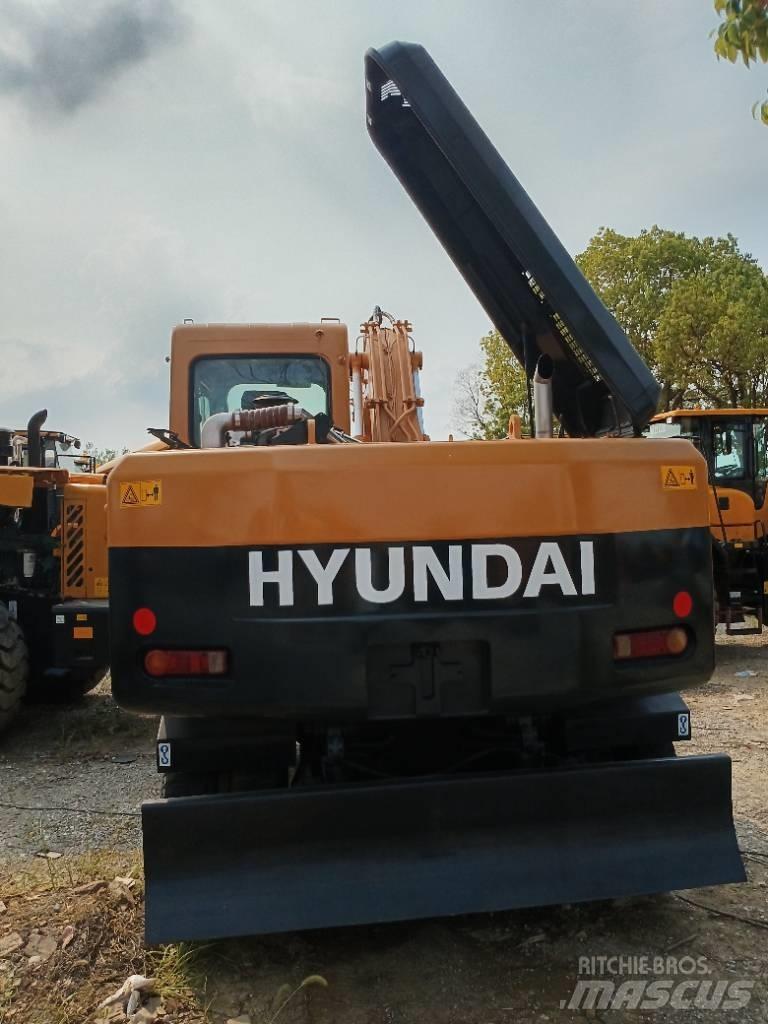 Hyundai 150W-9 Paletli ekskavatörler