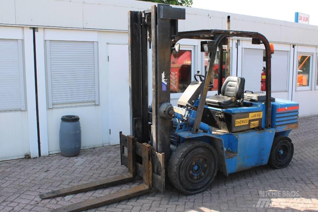 Daewoo D 40 S Dizel forkliftler