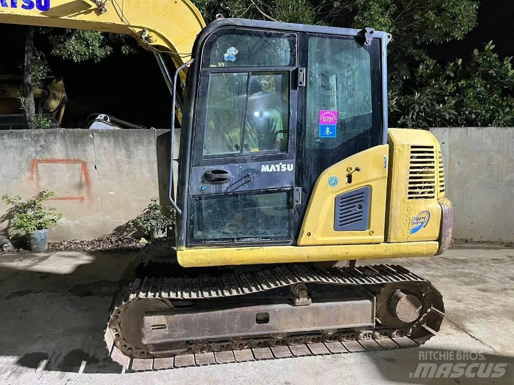 Komatsu PC 70-8 Paletli ekskavatörler