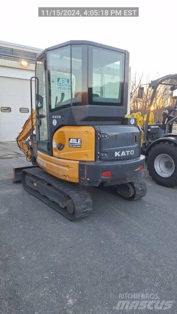 Kato HD35N4 Mini ekskavatörler, 7 tona dek