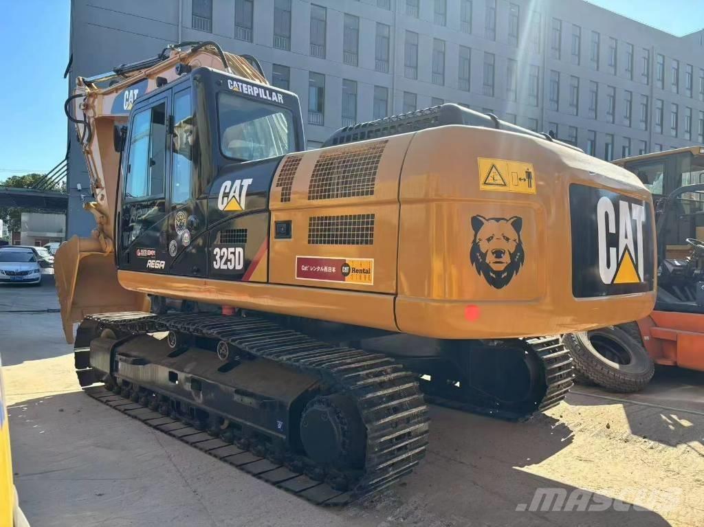 CAT 325 D Paletli ekskavatörler