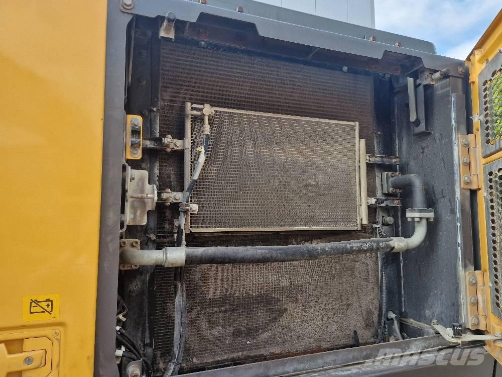 Volvo EC 250EL Paletli ekskavatörler