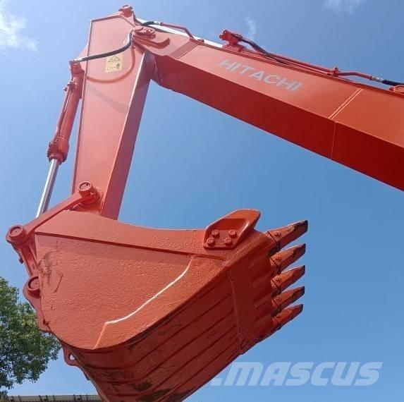 Hitachi ZX 130 Paletli ekskavatörler