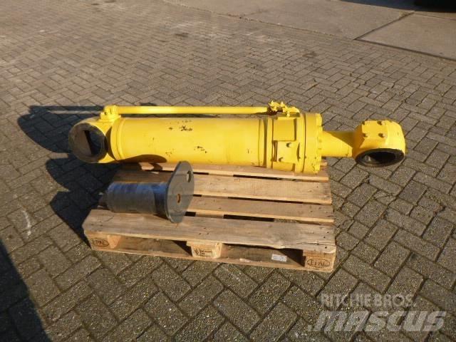 Komatsu WA600 Hidrolik