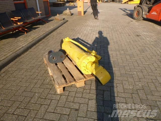 Komatsu WA600 Hidrolik