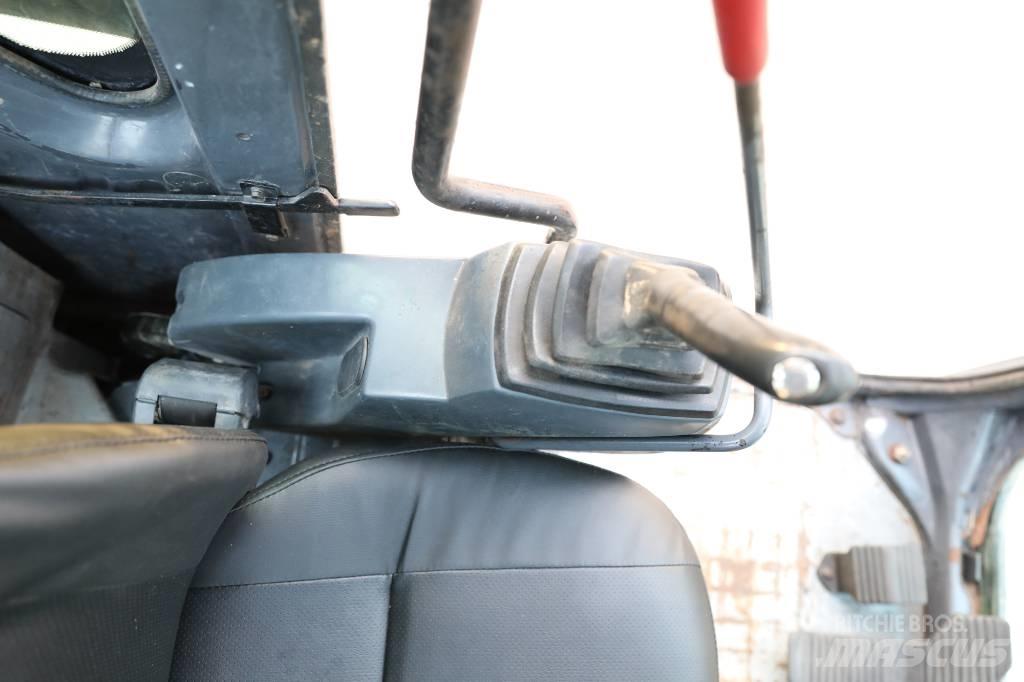 Kobelco SK 130 LC Paletli ekskavatörler