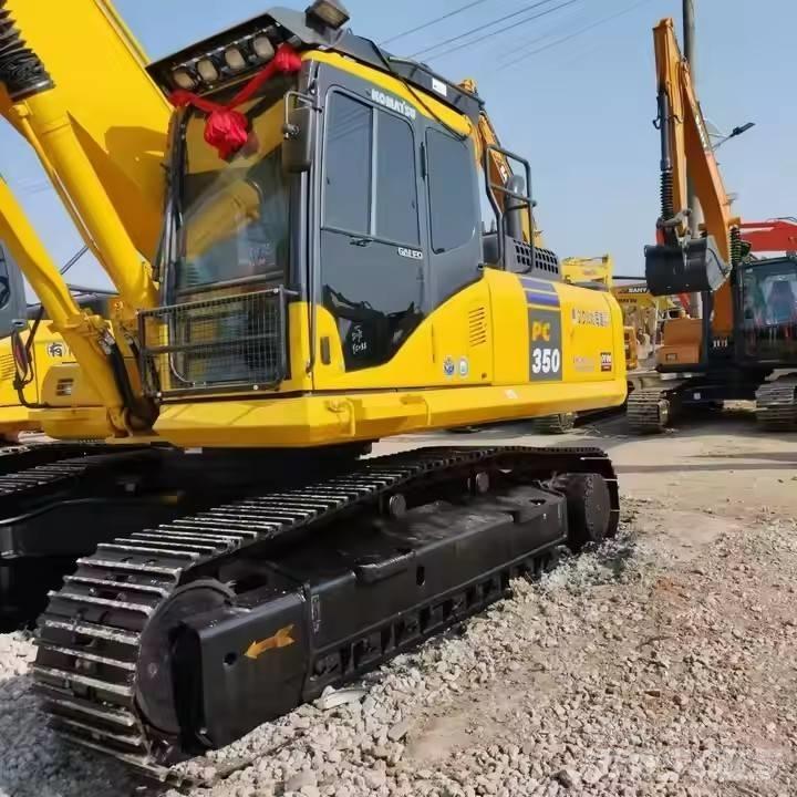 Komatsu PC350 Paletli ekskavatörler