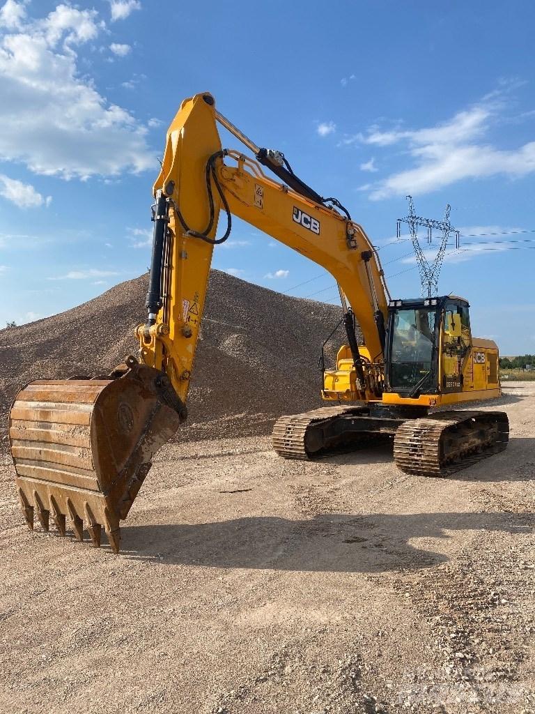 JCB 220 Paletli ekskavatörler
