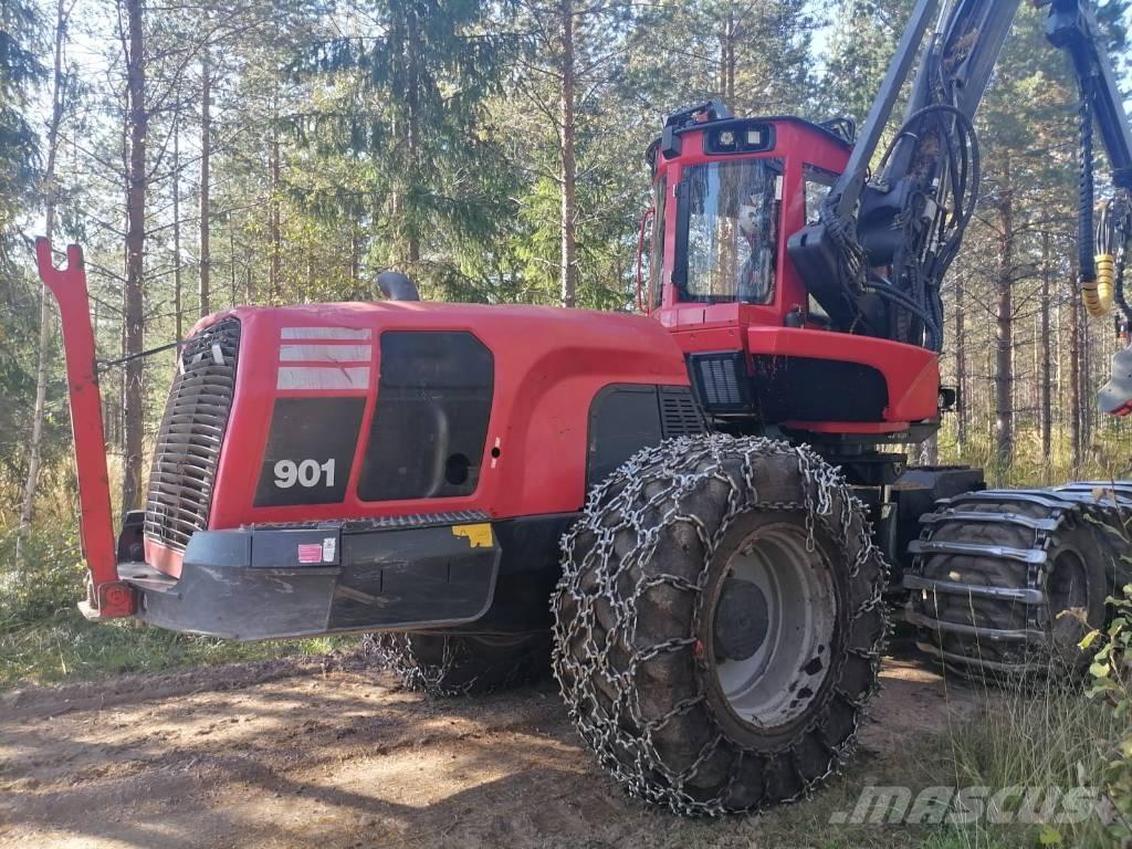 Komatsu 901 Biçerdöverler