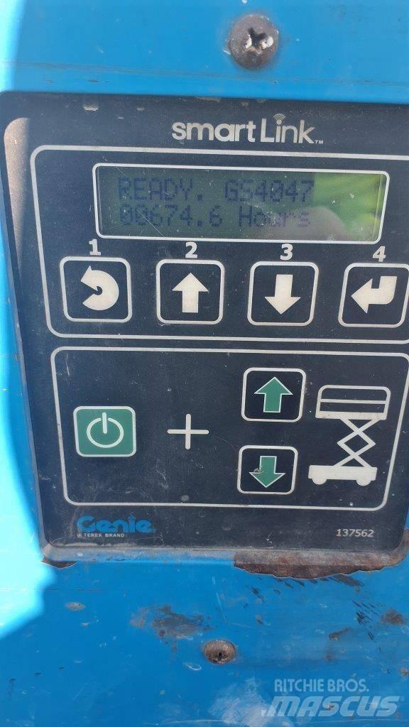 GENIE GS4047 Makasli platformlar