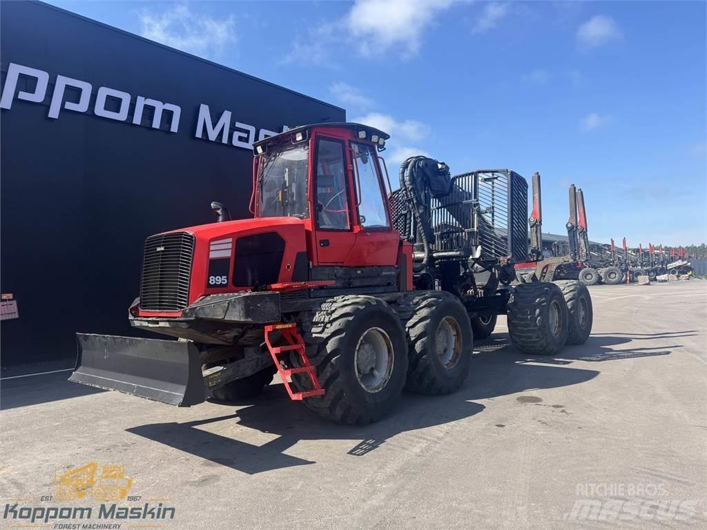 Komatsu 895 Tomruk yükleyici traktörler