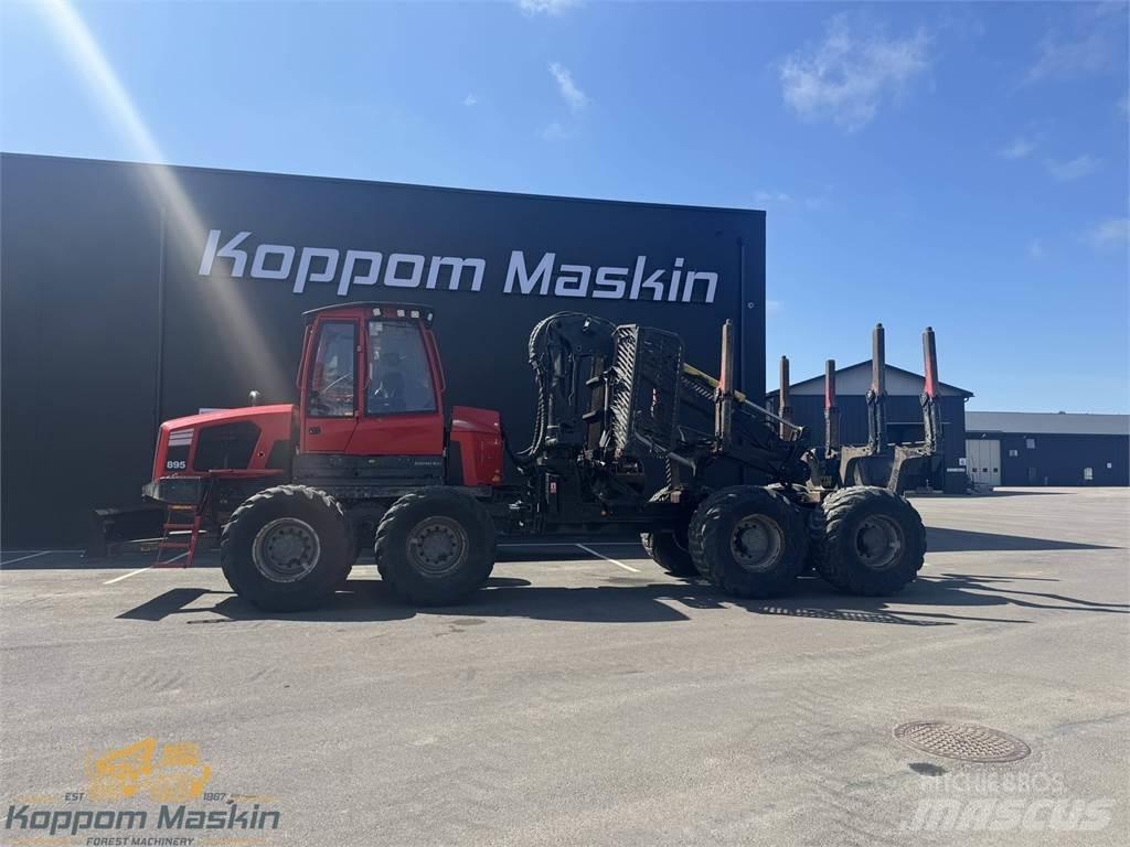 Komatsu 895 Tomruk yükleyici traktörler