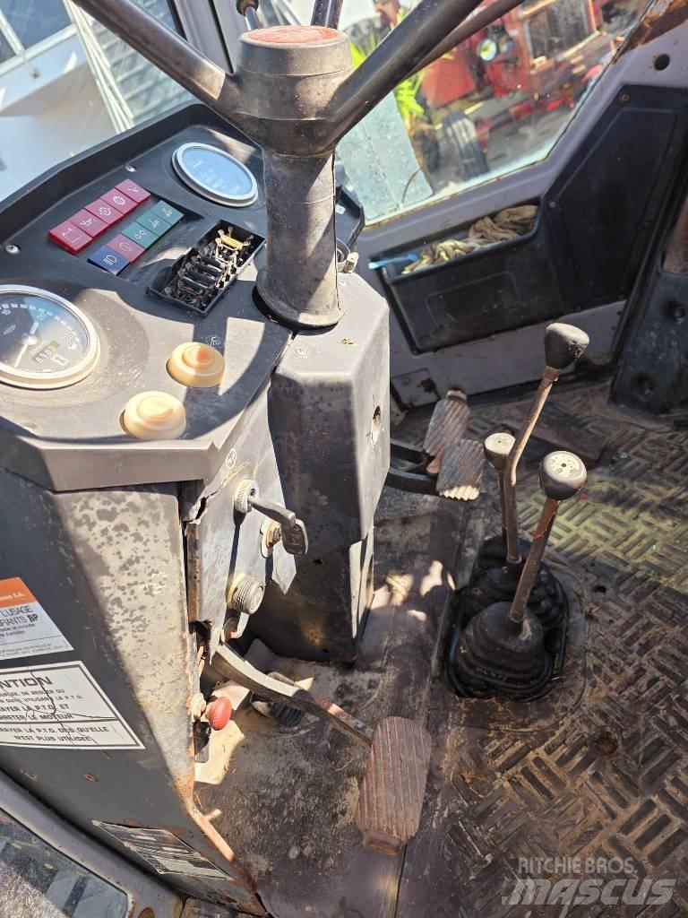 Massey Ferguson 690 Traktörler