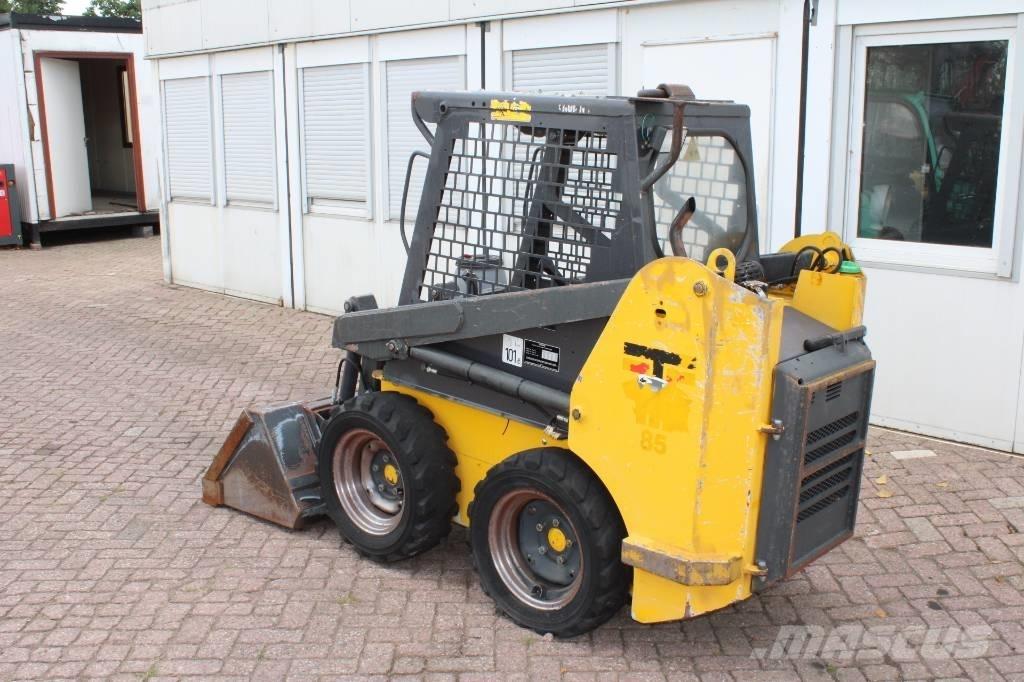 Thomas T85 Skid steer loderler