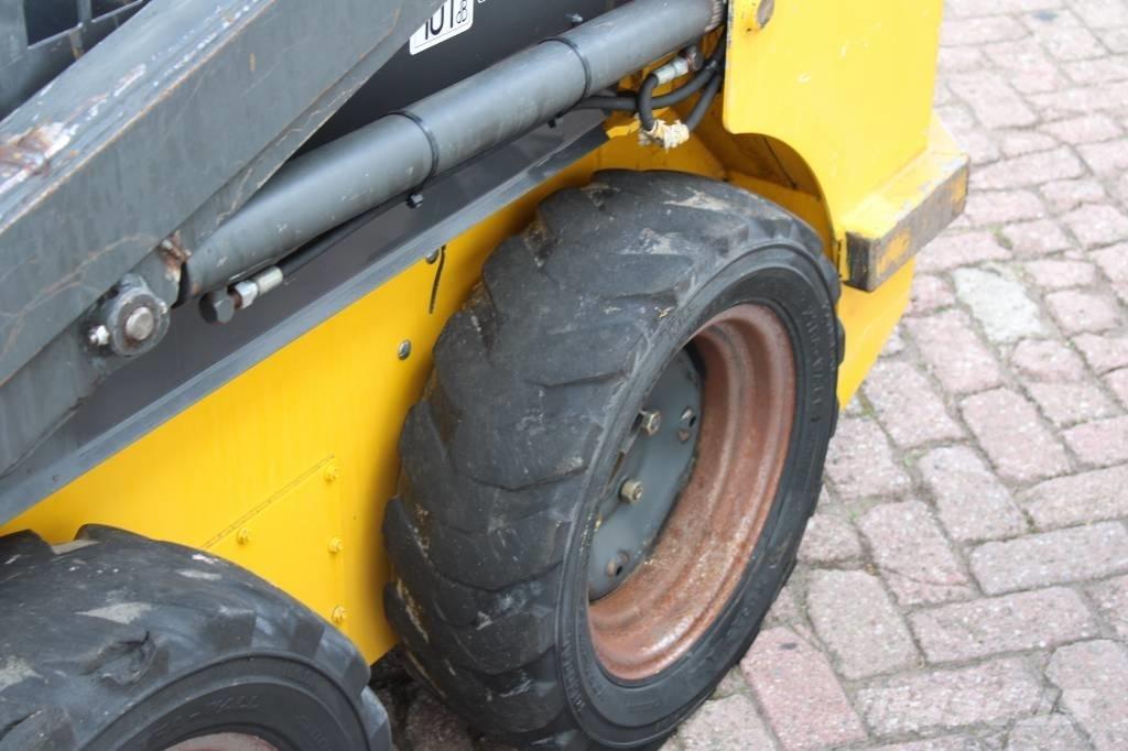 Thomas T85 Skid steer loderler