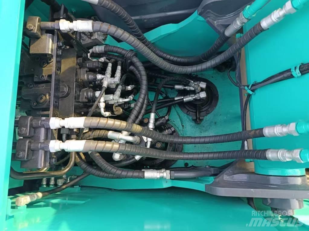 Kobelco SK140 Paletli ekskavatörler