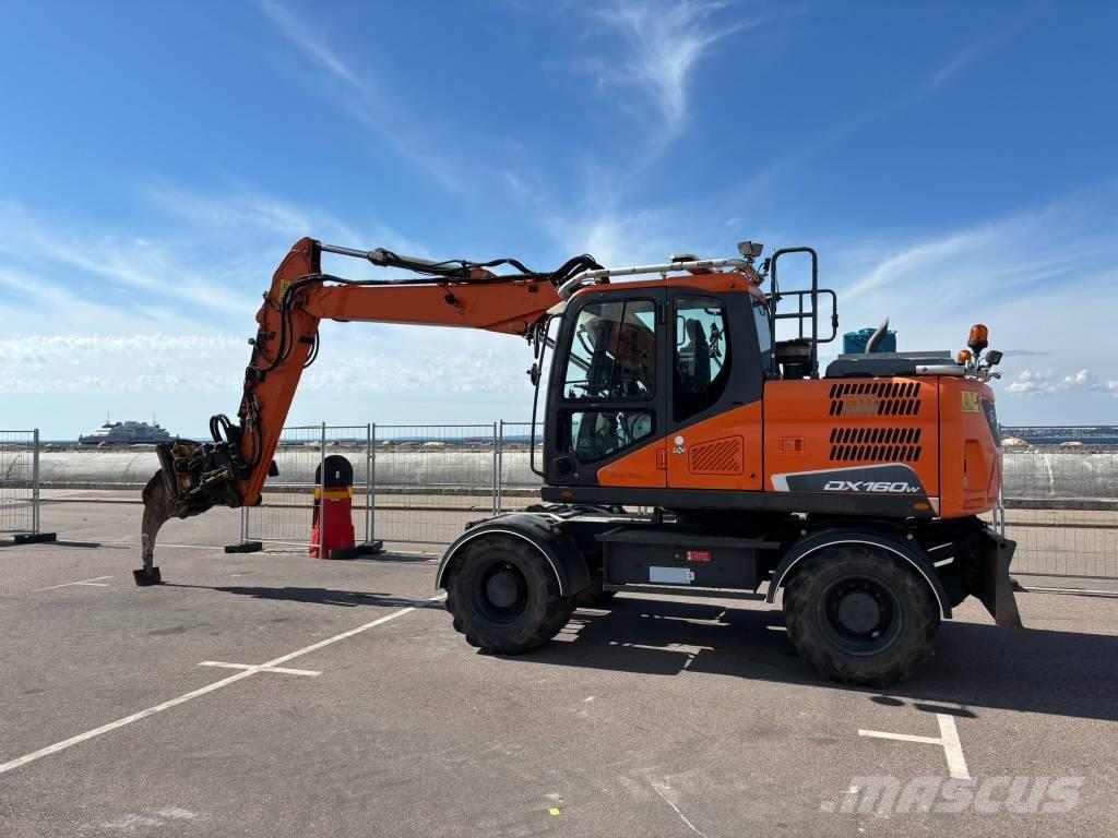 Doosan DX 160 W Lastik tekerli ekskavatörler