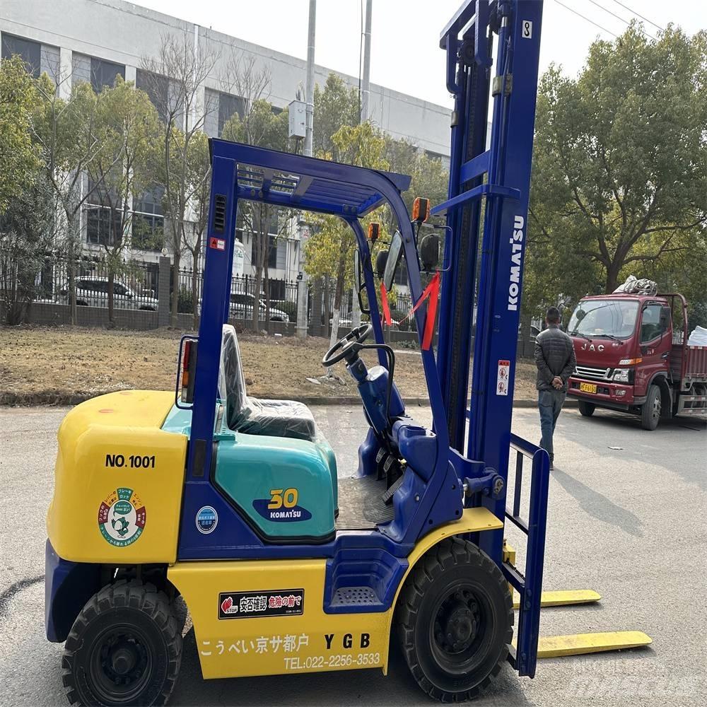 Komatsu FD30-14 Dizel forkliftler