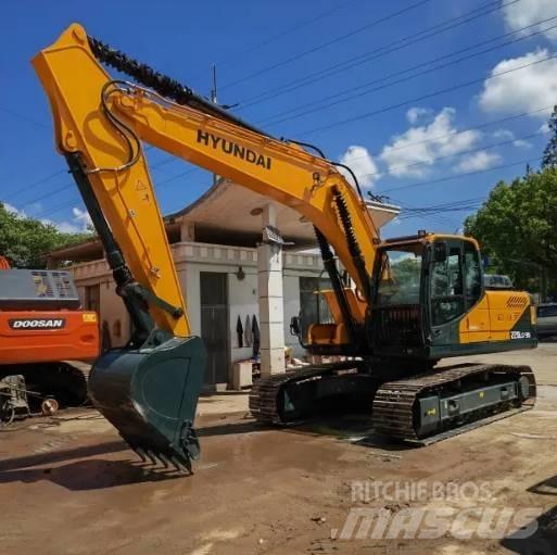 Hyundai R220LC-9S Paletli ekskavatörler