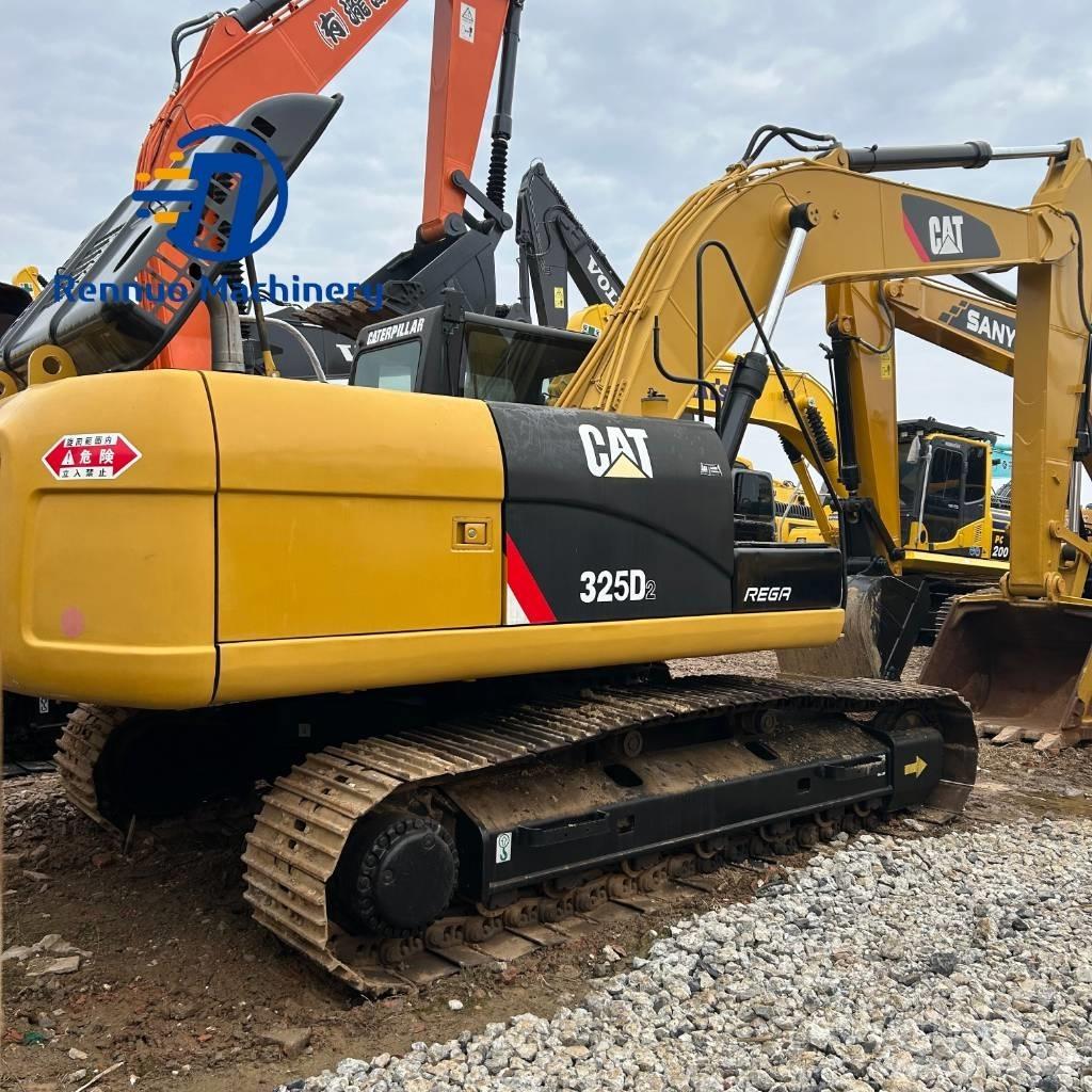 CAT 325D2 Paletli ekskavatörler