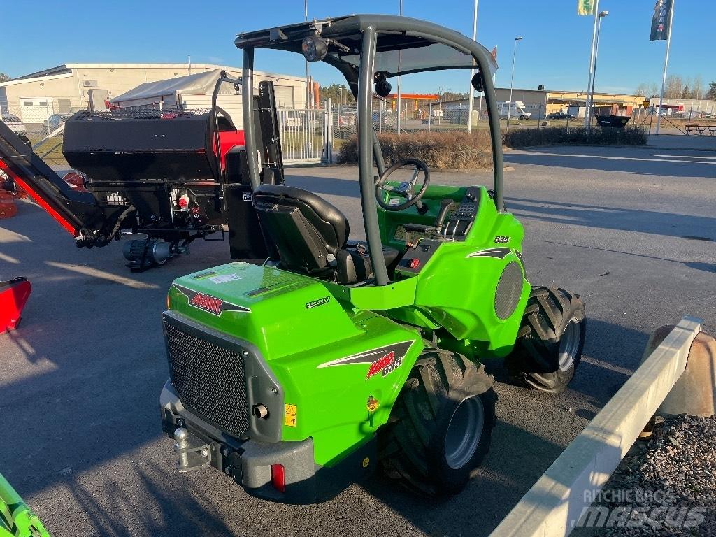 Avant 635i Çok amaçlı yükleyiciler