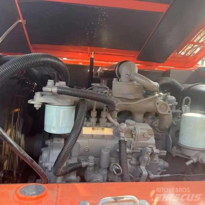 Hitachi ZX 70 Mini ekskavatörler, 7 tona dek