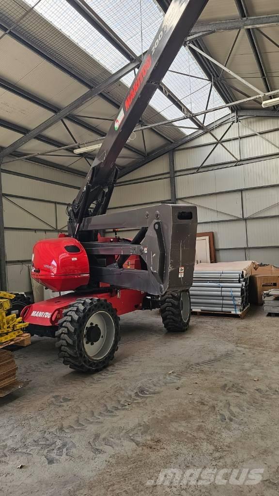 Manitou 200 ATJ Körüklü personel platformları