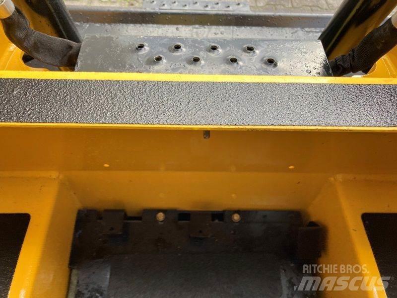 Gehl RT105 Skid steer loderler