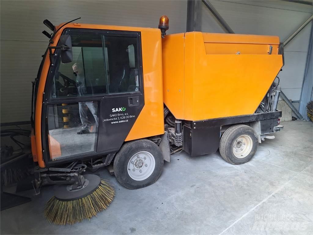 Bucher CC 2000 E2 Diger