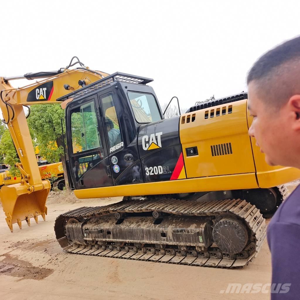 CAT 320 D Paletli ekskavatörler