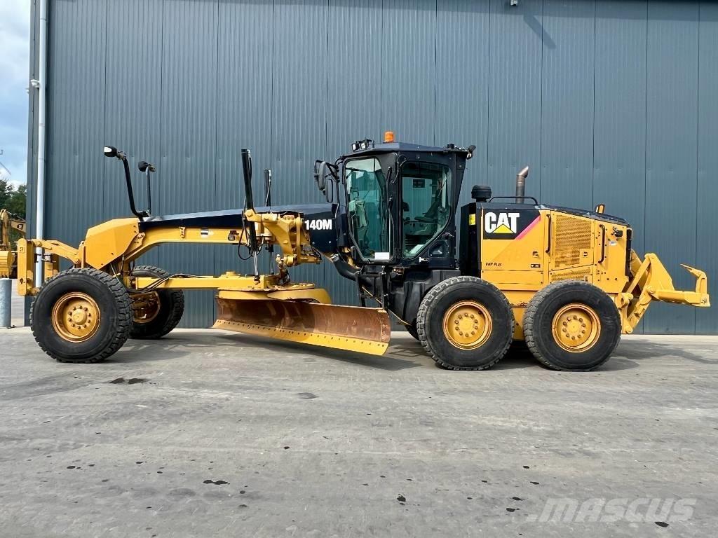 CAT 140M Greyderler