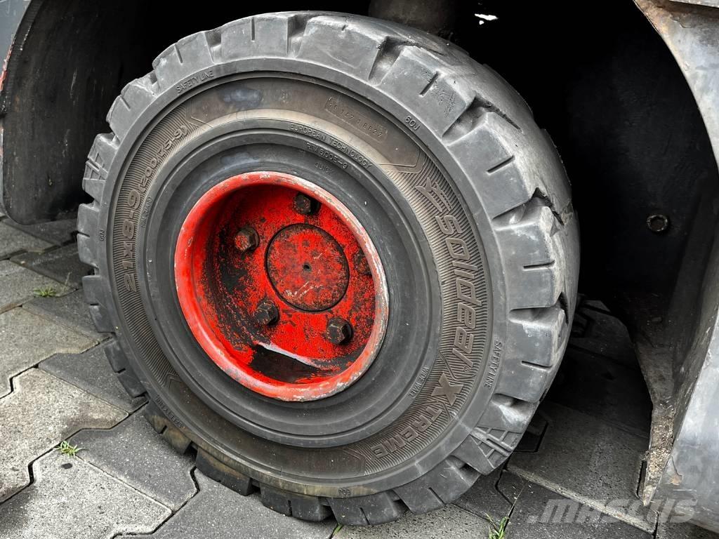 Linde P 250 Çekiciler