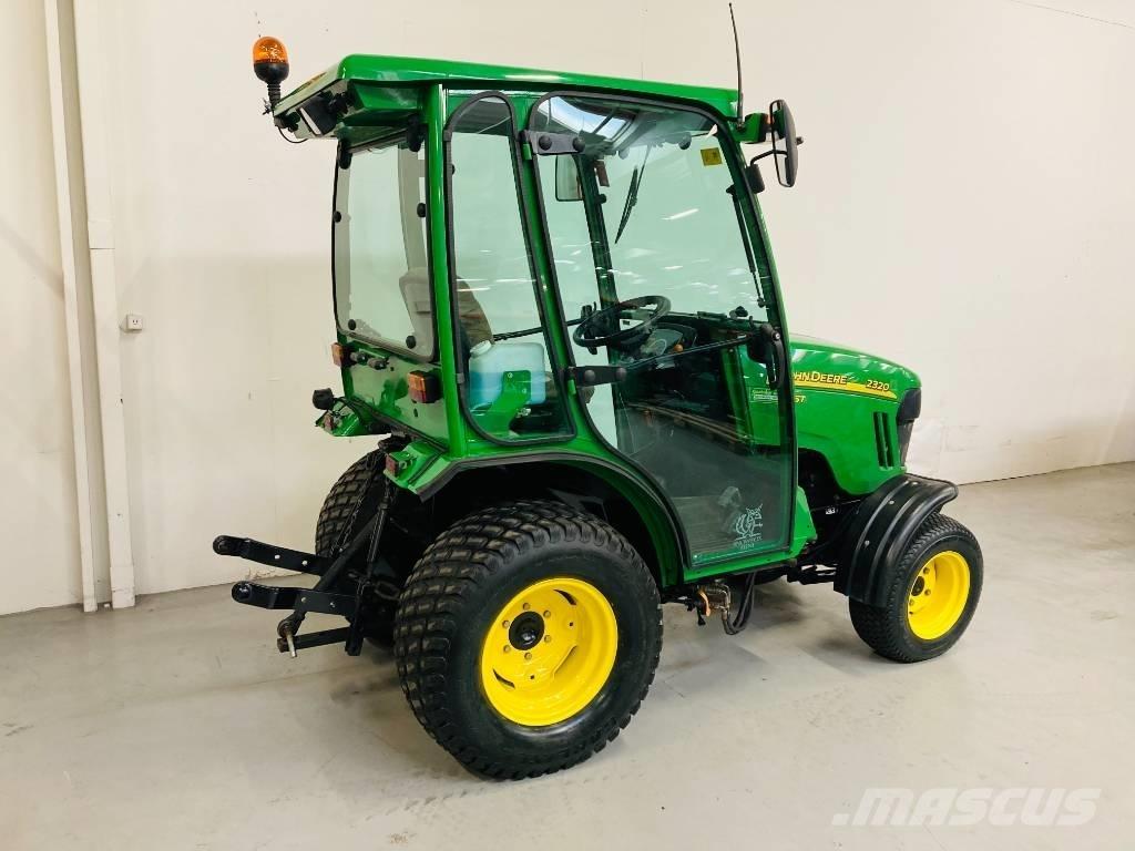 John Deere 2320 Traktörler