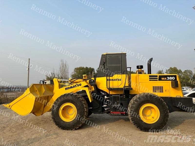 Komatsu WA380 Tekerlekli yükleyiciler
