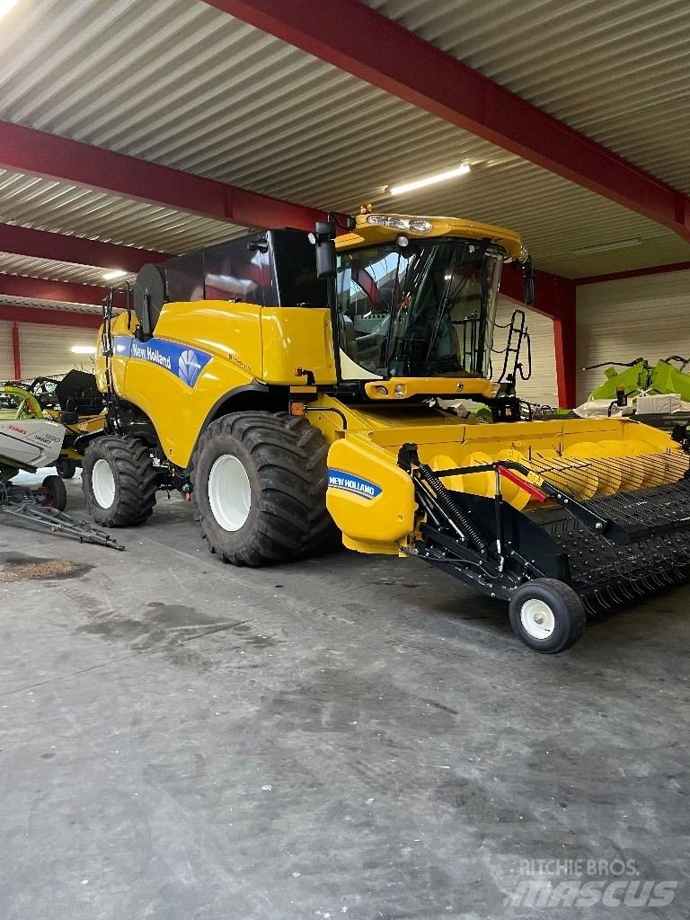 New Holland CX 8080 Biçerdöverler