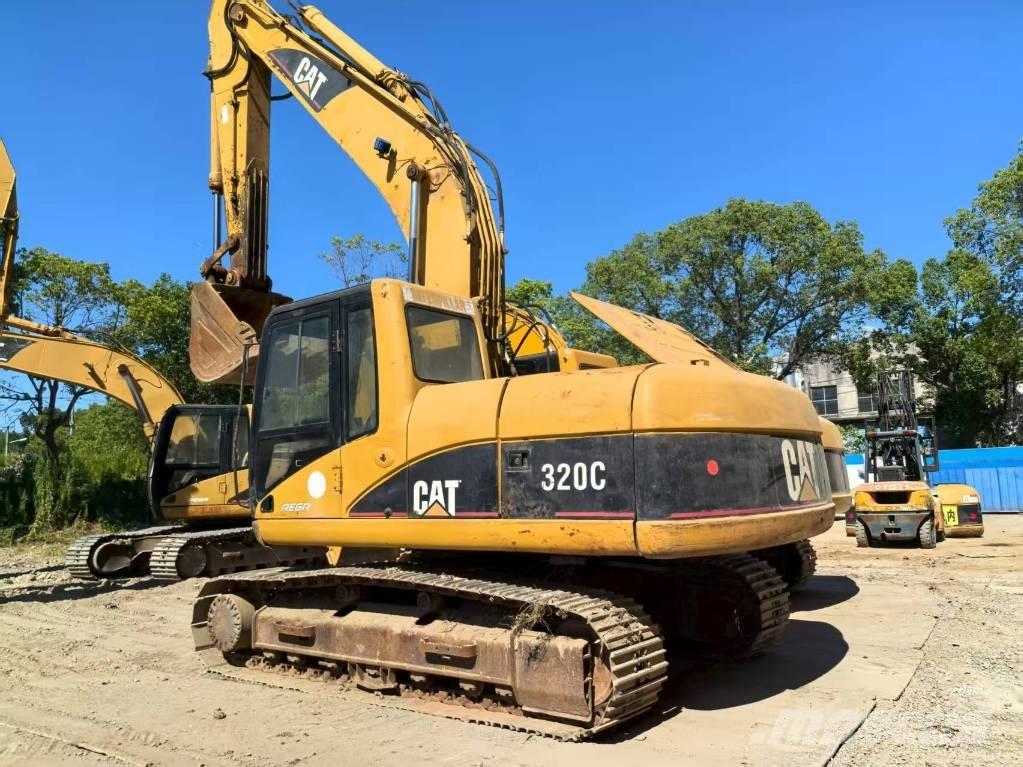 CAT 320C Paletli ekskavatörler