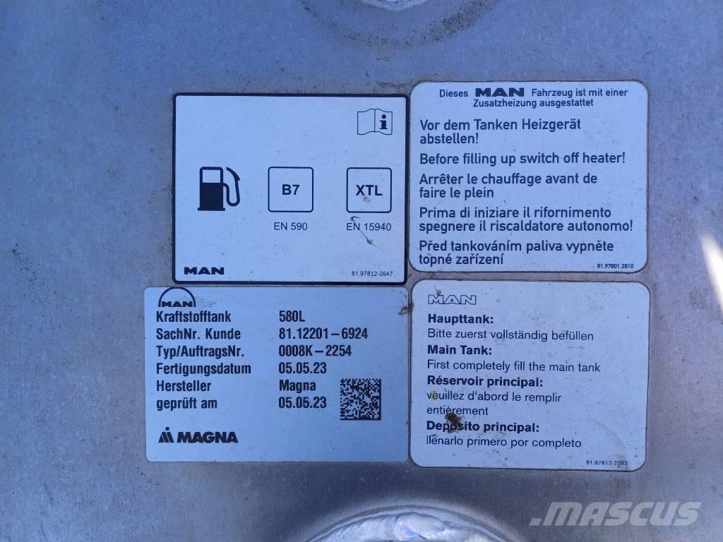 MAN Tank 580 liter Yakıt ve katkı maddesi tankları